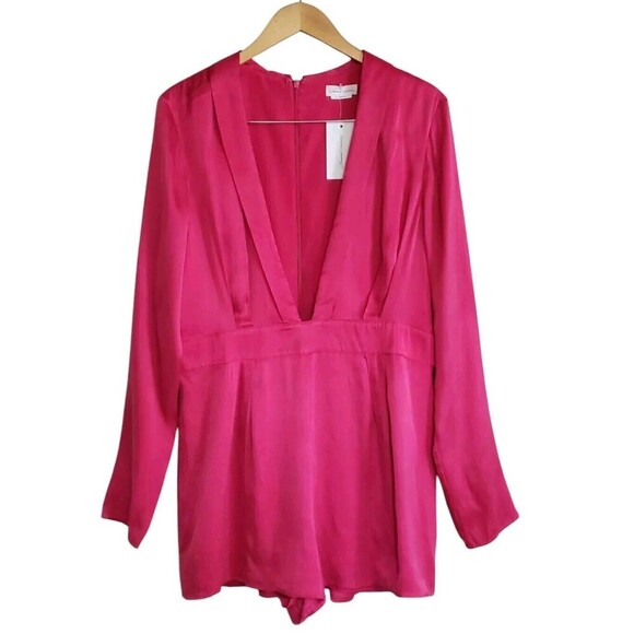 Lovers + Friends Romper Women's XL Pink Long Sleeves Deep V-Neck Lined NWT - Picture 1 of 9